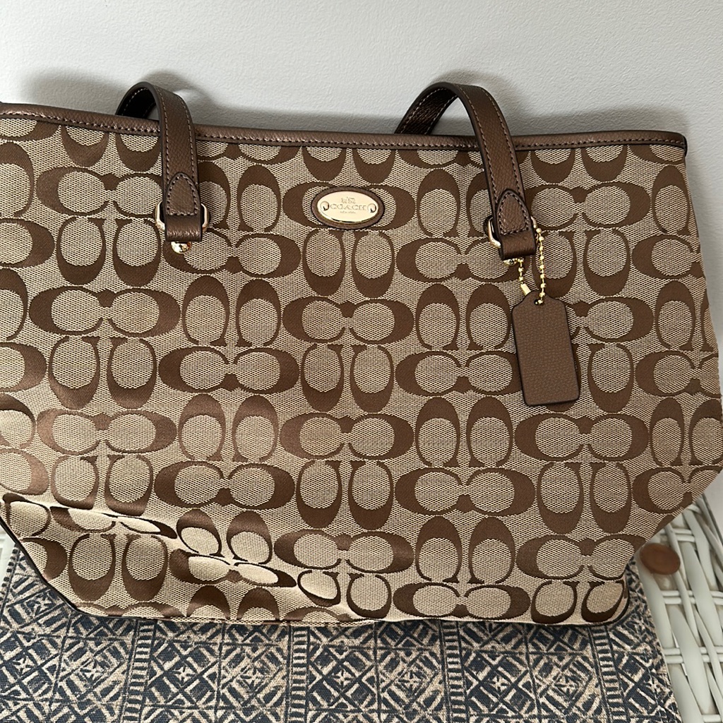 Brand New Signature Coach With Matching Brand New Wallet